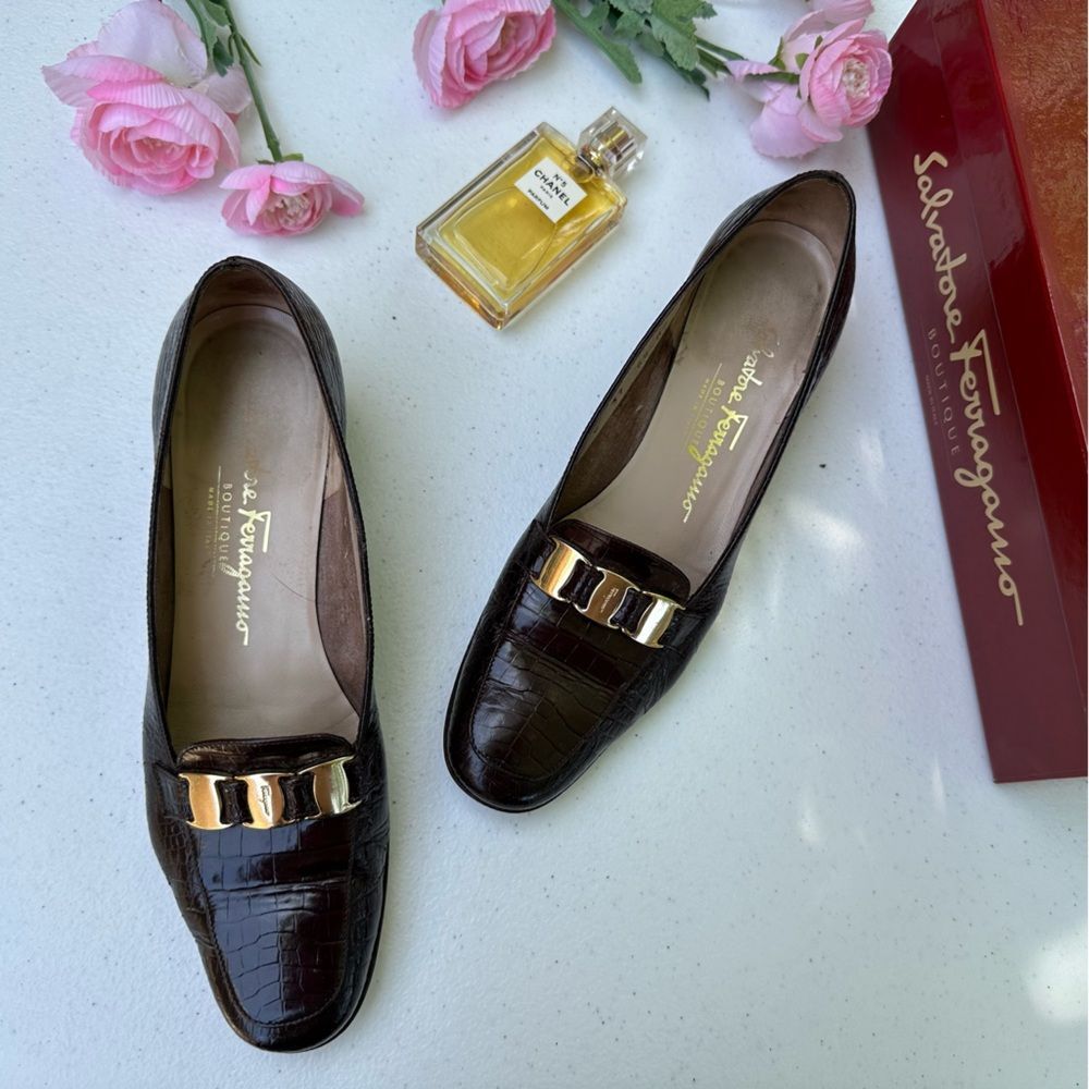Salvatore Ferragamo Brown Croc Loafers 6.5 AA Block Heel VTG Quiet Luxury Preppy
